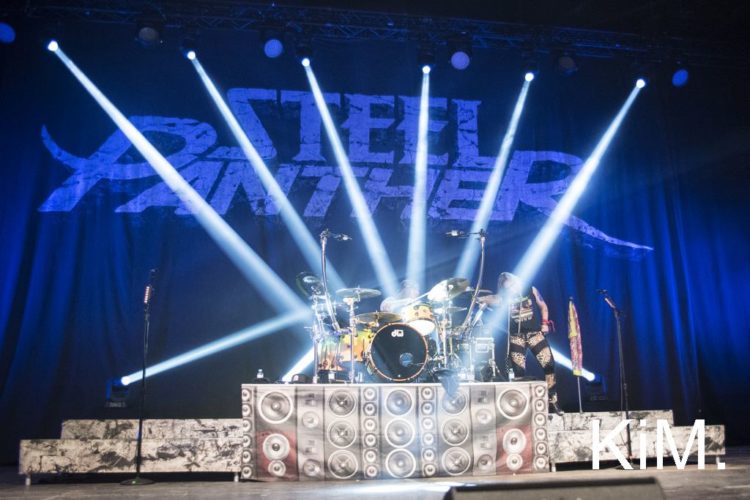 Wasted Too Much Time - Steel Panther im Zenith (Bericht)