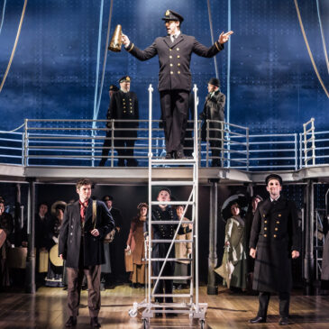Heulalarm und Schiffbruch? – „Titanic – The Musical“ im Deutschen Theater (Kritik)