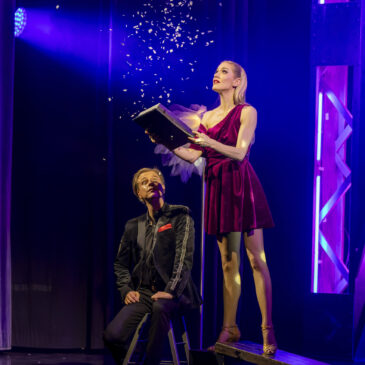 Duo der Illusionen – „Zweifach magisch“ am GOP. Varieté Theater (Bericht)